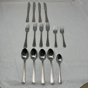 New Traditions Glossy Beaded Flatware Lot Of 15 Stainless w Gold Accents 18/10